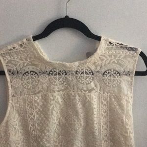 Barely worn lace cream tank top